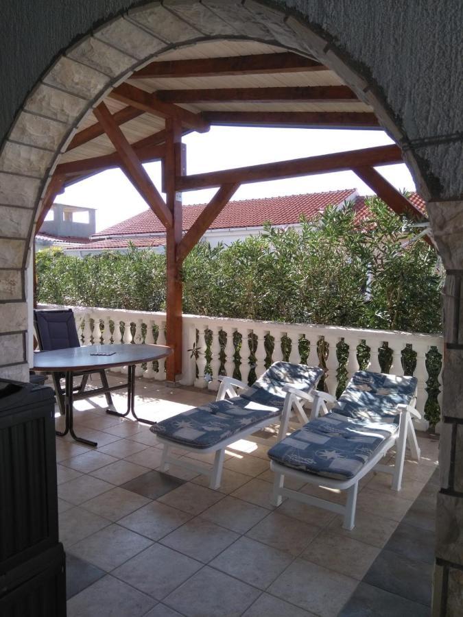 Apartmani Korade Vir Bagian luar foto