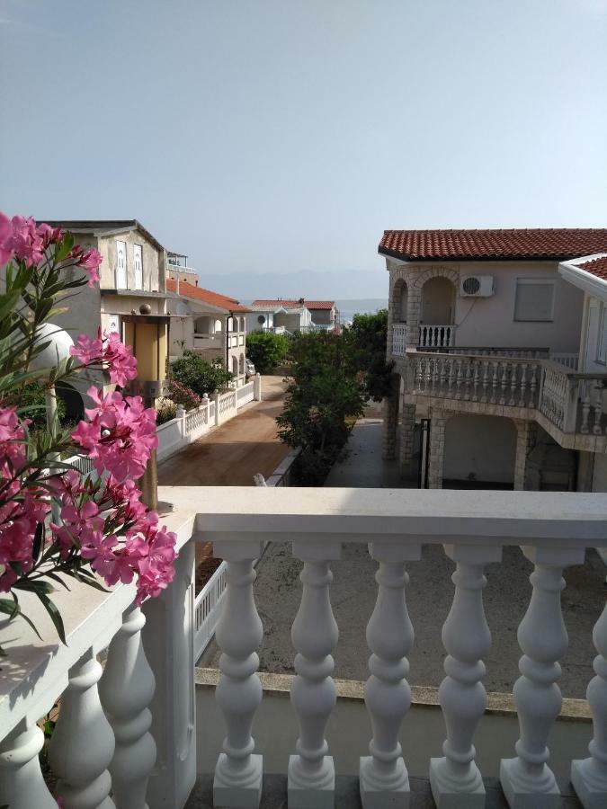 Apartmani Korade Vir Bagian luar foto